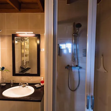 Maison D'hote La Grange Aux Ayres 4* Olloix