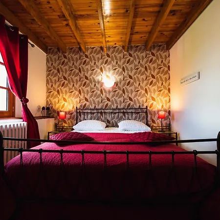 Maison D'hote La Grange Aux Ayres Guest house